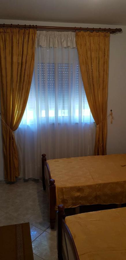 C&S Appartment Вльора Екстер'єр фото