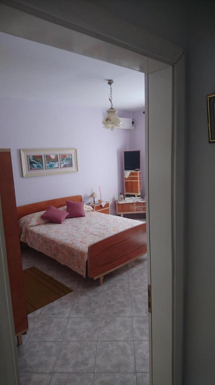 C&S Appartment Вльора Екстер'єр фото